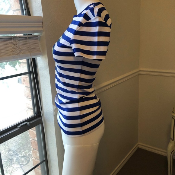 Ralph Lauren Golf tee, Blue striped tee with green polo graphic! Small - Picture 3 of 5